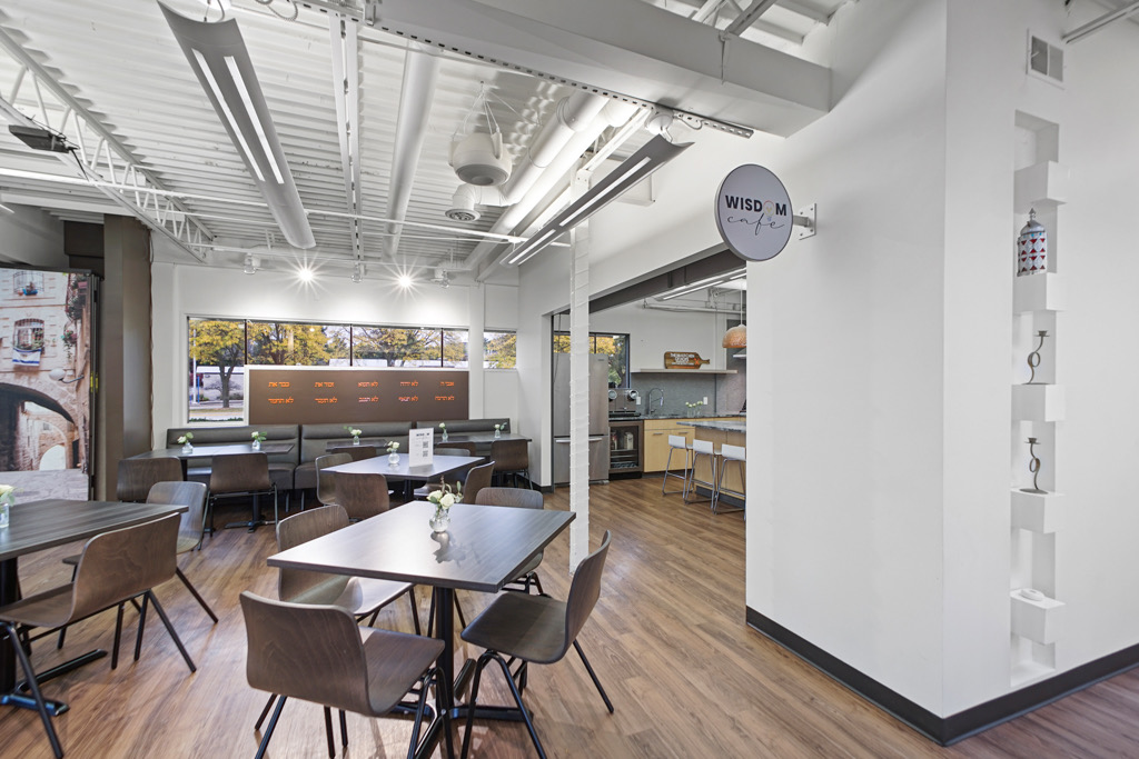 Café-style gathering space